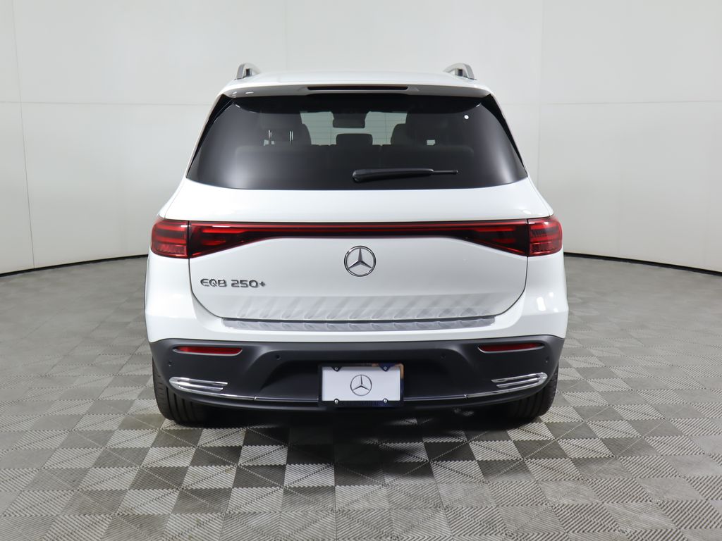 2025 Mercedes Benz EQB photo 5