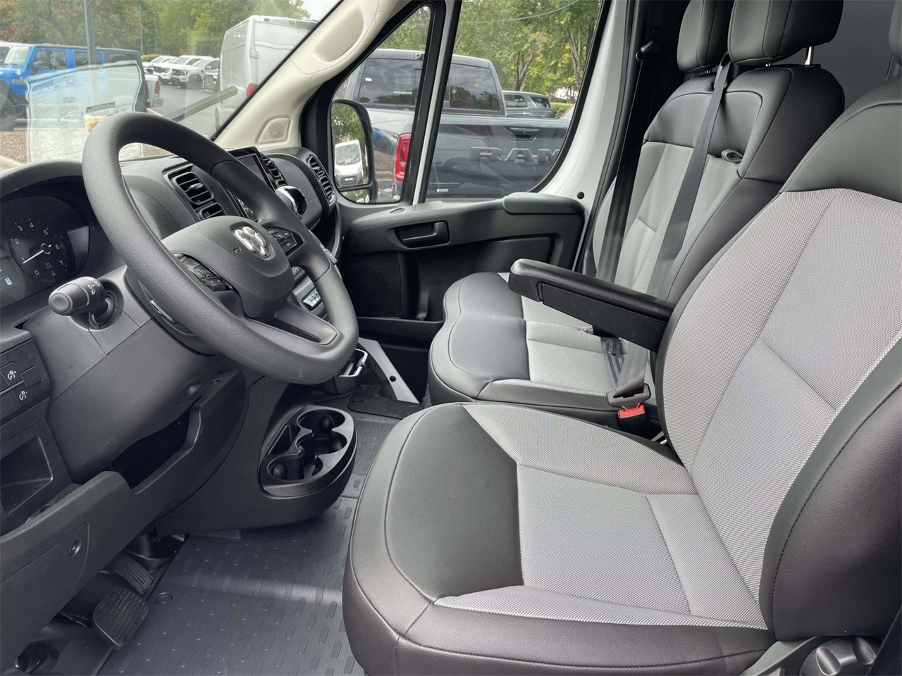 2024 Ram ProMaster 1500 photo 20