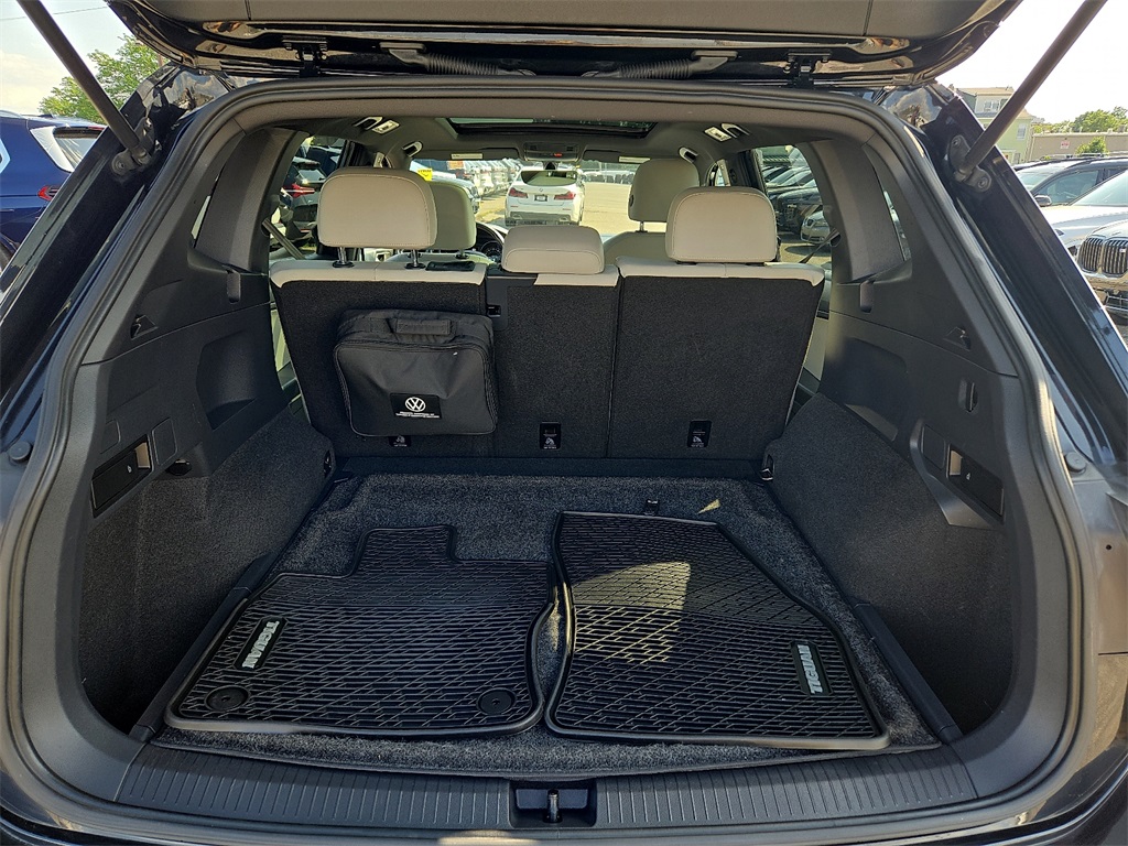 2021 Volkswagen Tiguan SE R-Line Black photo 26