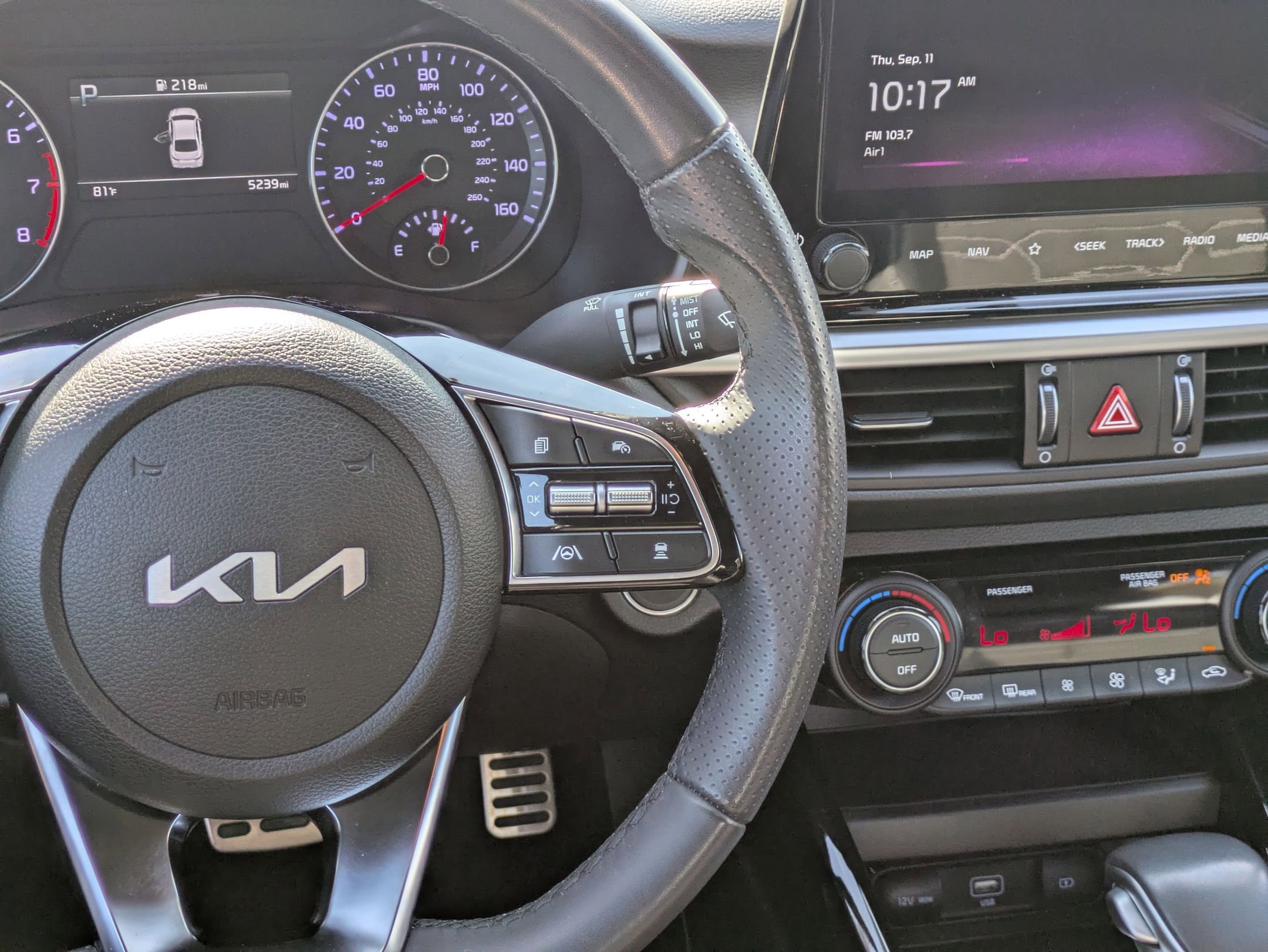 2024 Kia Forte GT-Line photo 24