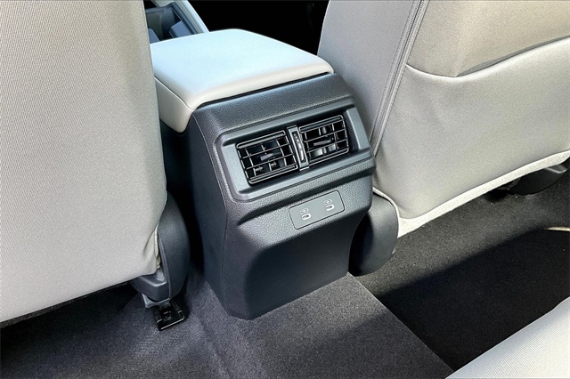 2025 Honda Accord 1.5T LX photo 13