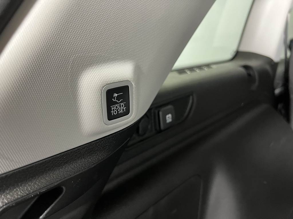 2023 Jeep Cherokee 4xe photo 24