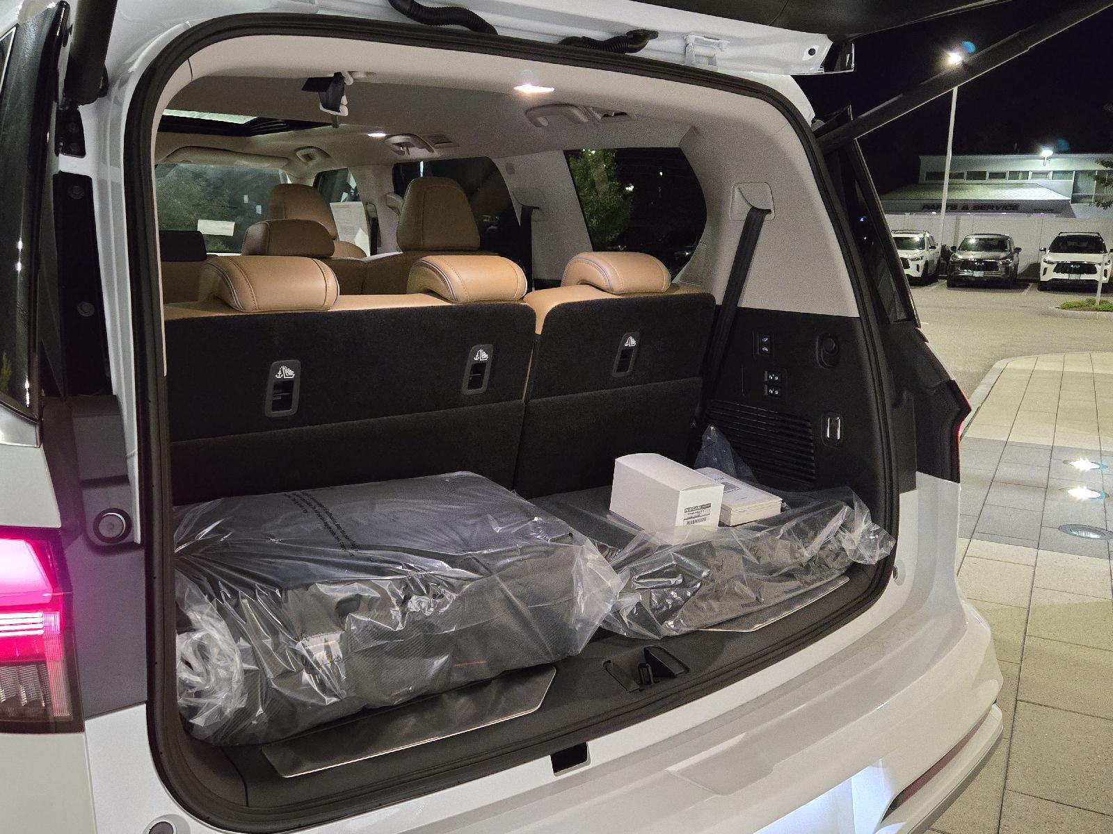 2026 Infiniti QX80 Luxe photo 19