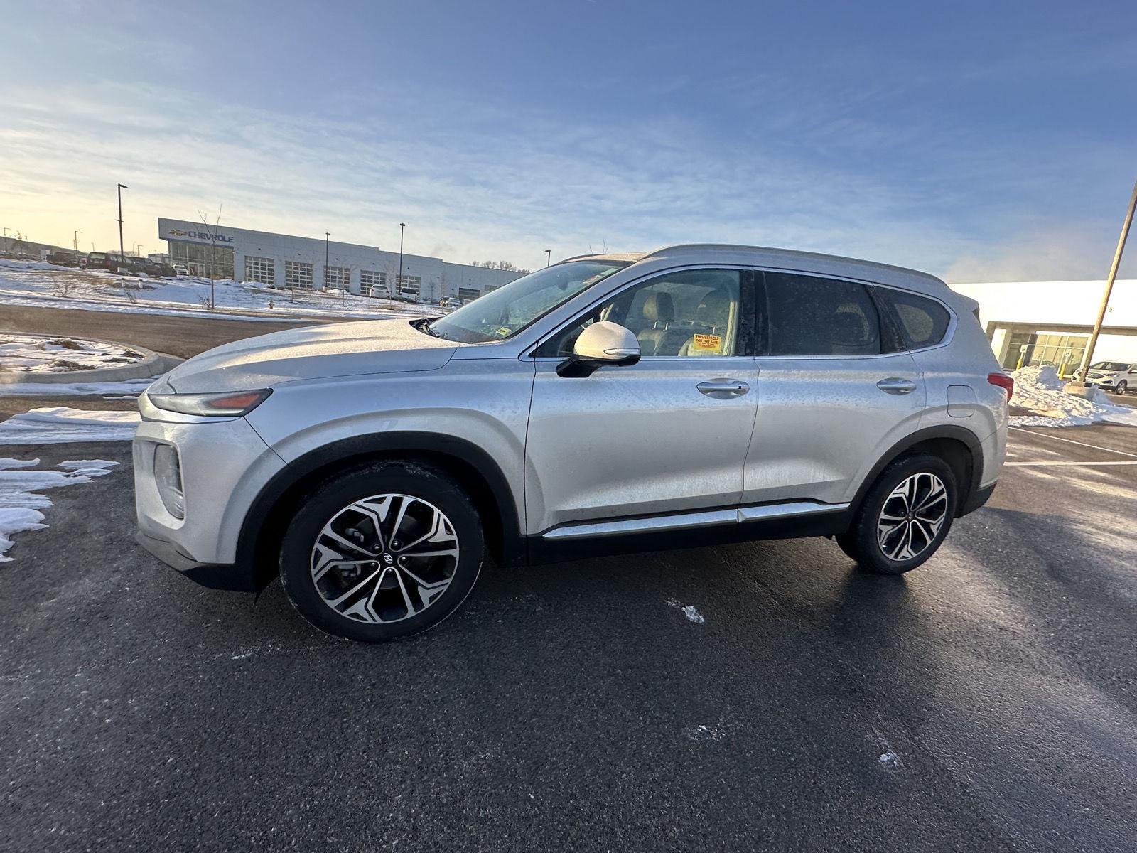 Used 2019 Hyundai Santa Fe Ultimate with VIN 5NMS53AA7KH026035 for sale in Kansas City