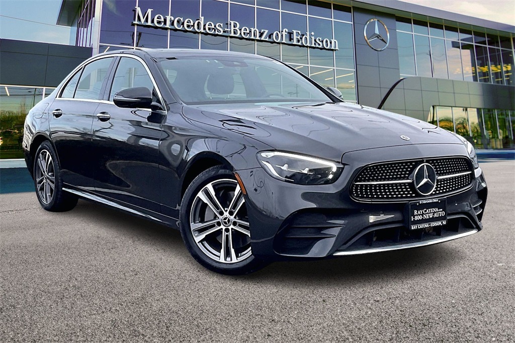 2023 Mercedes-Benz E-Class E350's photo