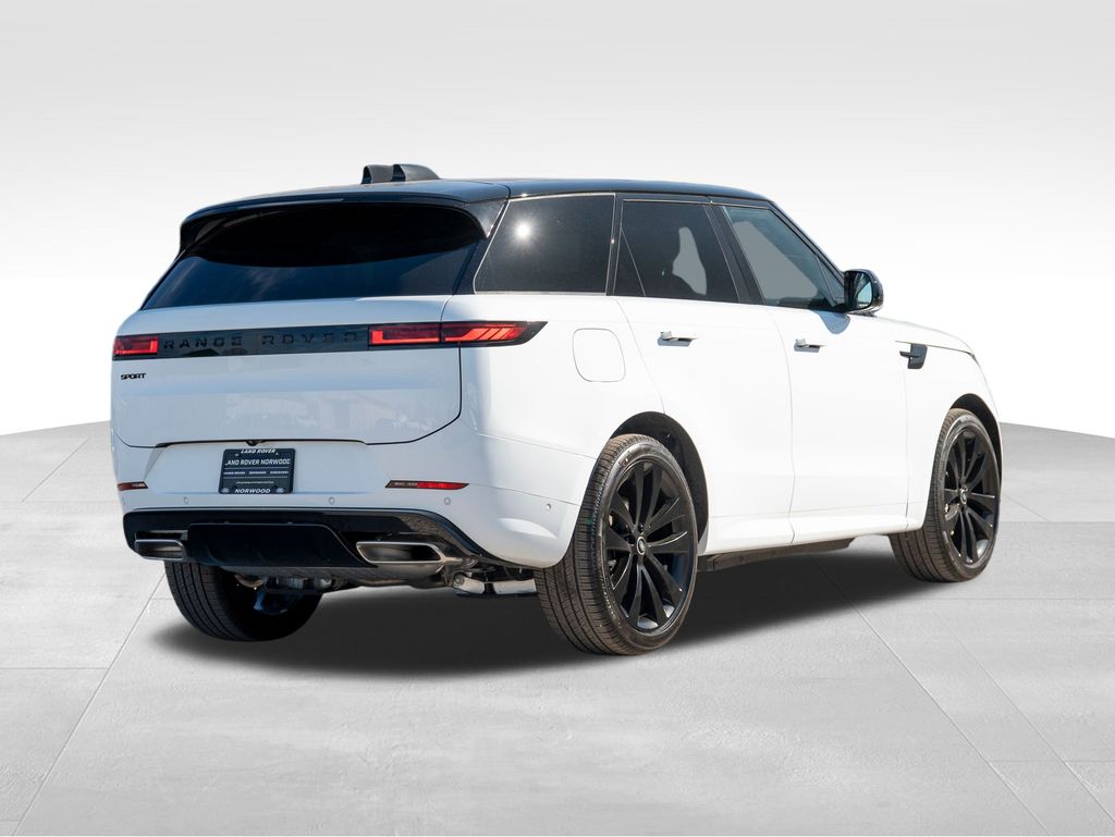 2025 Land Rover Range Rover Sport SE photo 3