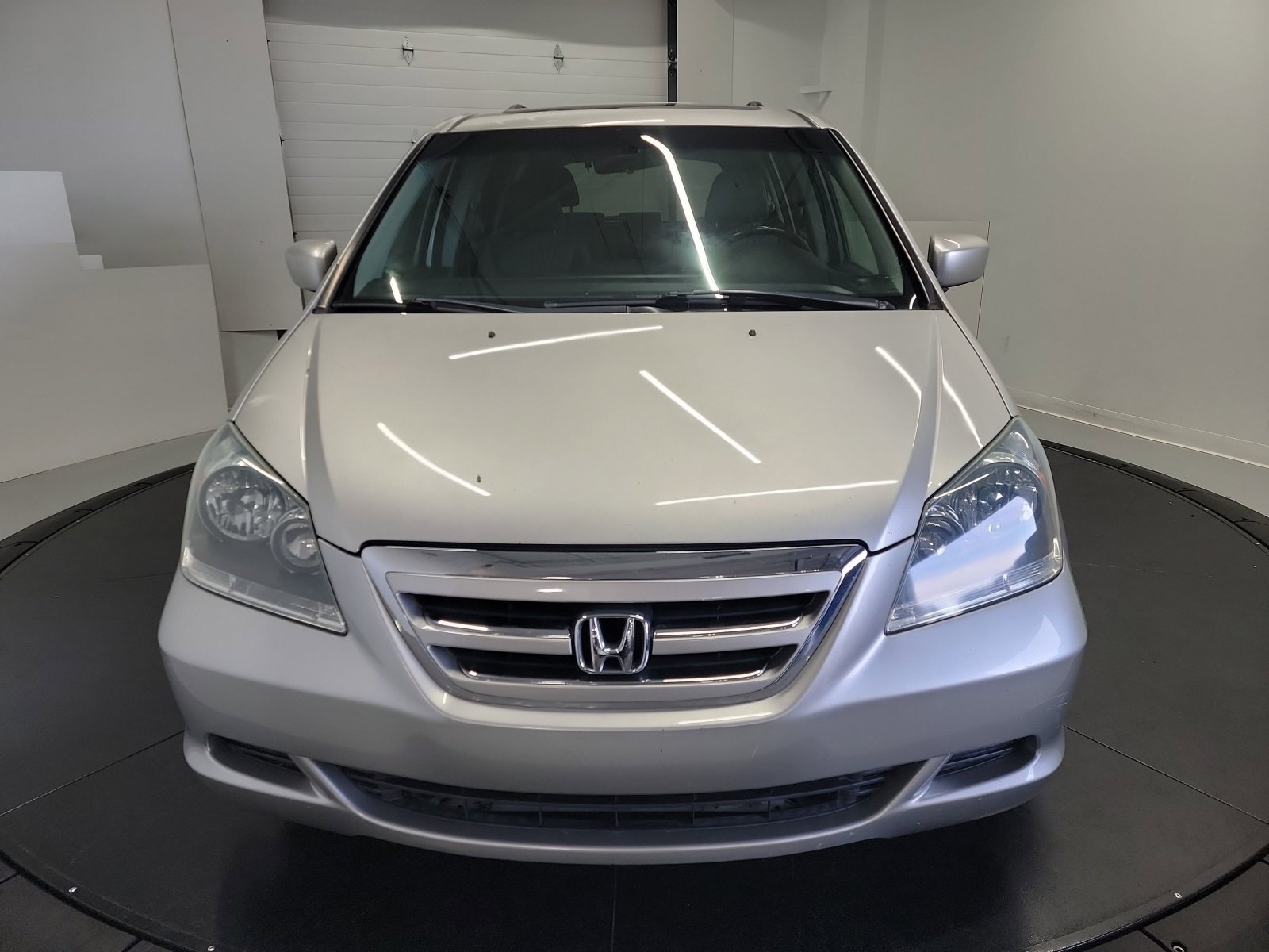 Used 2007 Honda Odyssey EX with VIN 5FNRL38767B135402 for sale in Cincinnati, OH