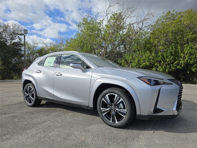 2025 Lexus UX Hybrid 300h Premium's photo