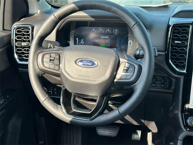 2025 Ford Ranger Lariat photo 5