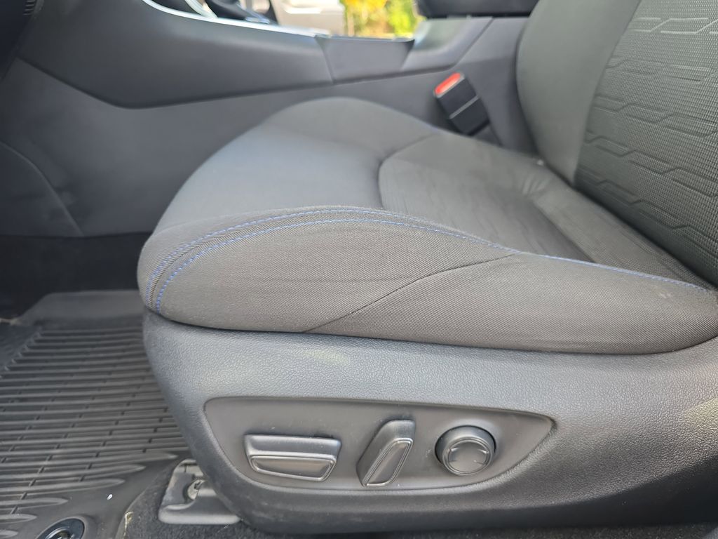2022 Toyota RAV4 Hybrid SE photo 28