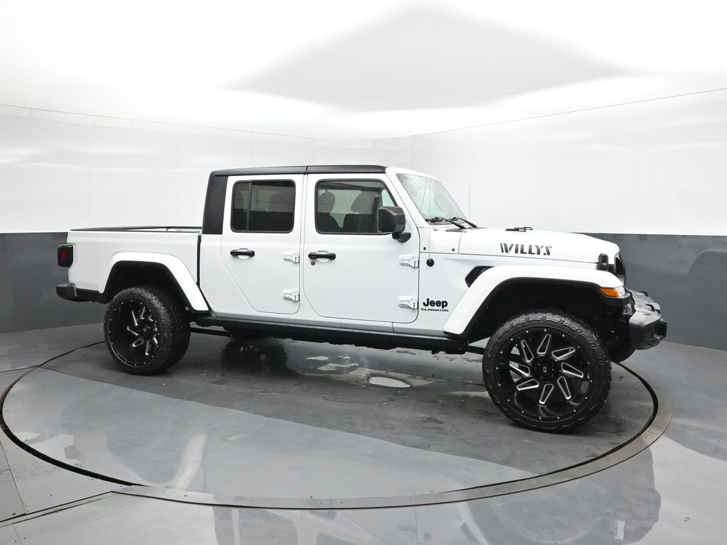 2021 Jeep Gladiator Willys photo 15