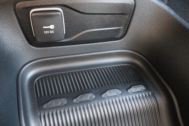 2025 Chrysler Pacifica photo 24