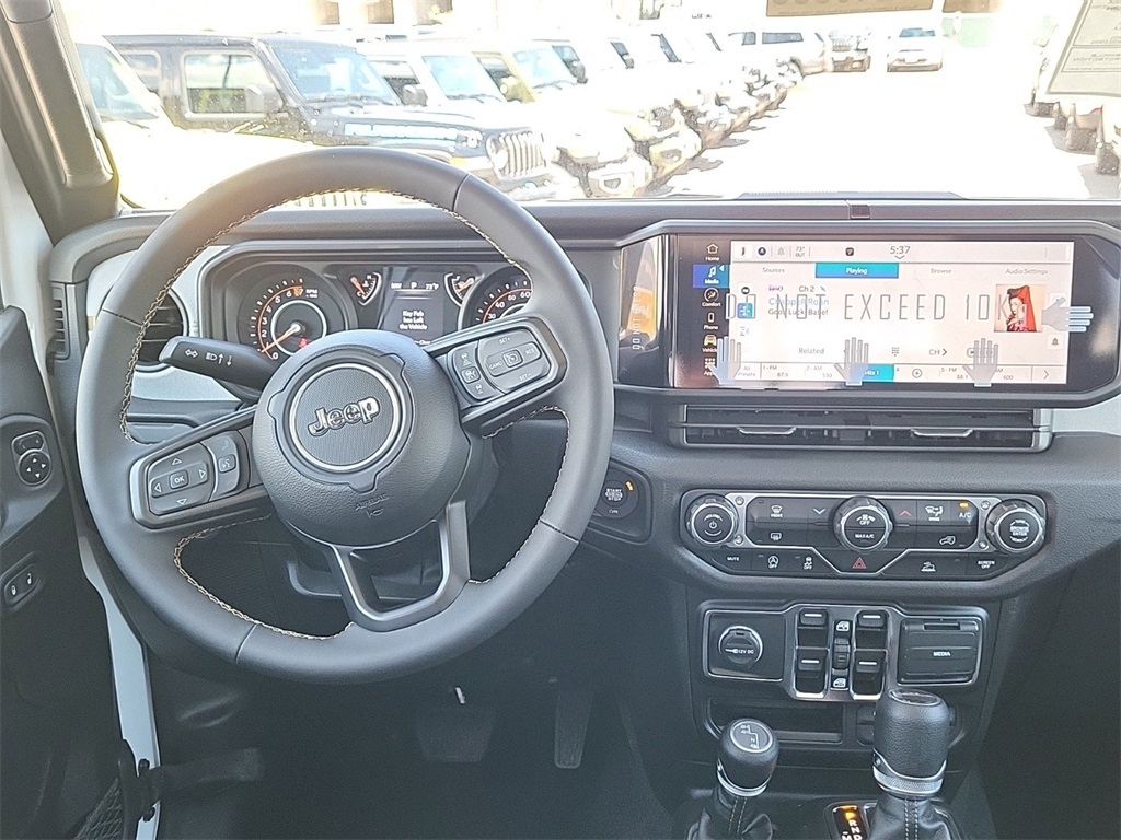 2024 Jeep Gladiator Sport photo 13