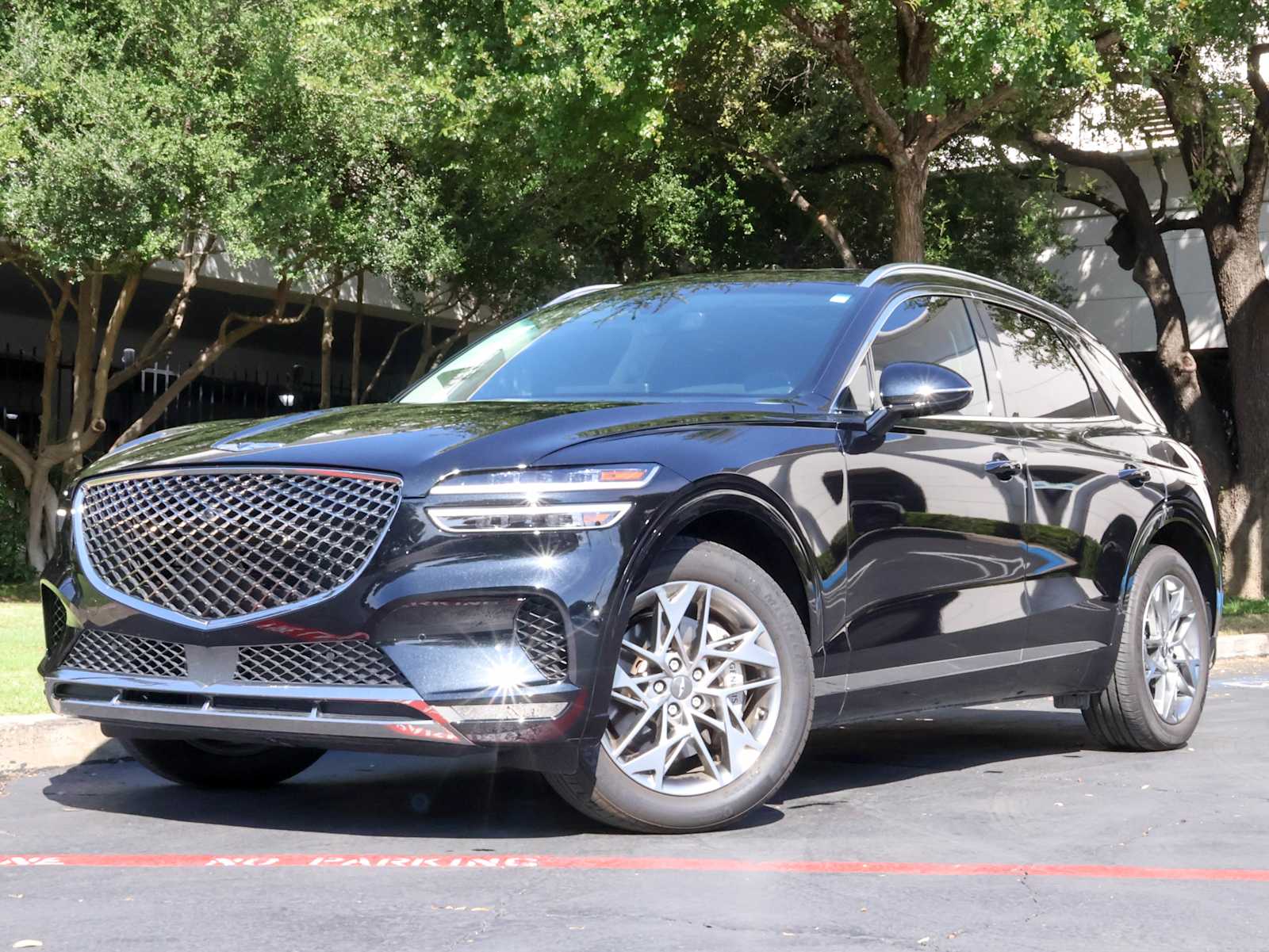 2023 GENESIS GV70 Standard