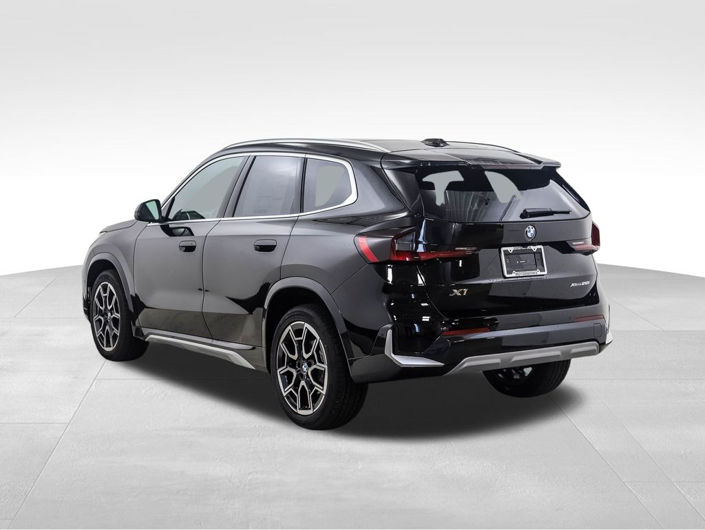 Used 2025 BMW X1 28i with VIN WBX73EF05S5066787 for sale in Minneapolis, Minnesota