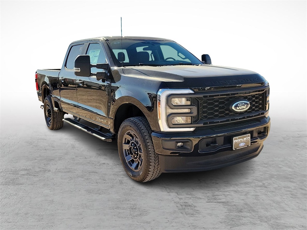 2025 Ford F-250 Super Duty XL's photo