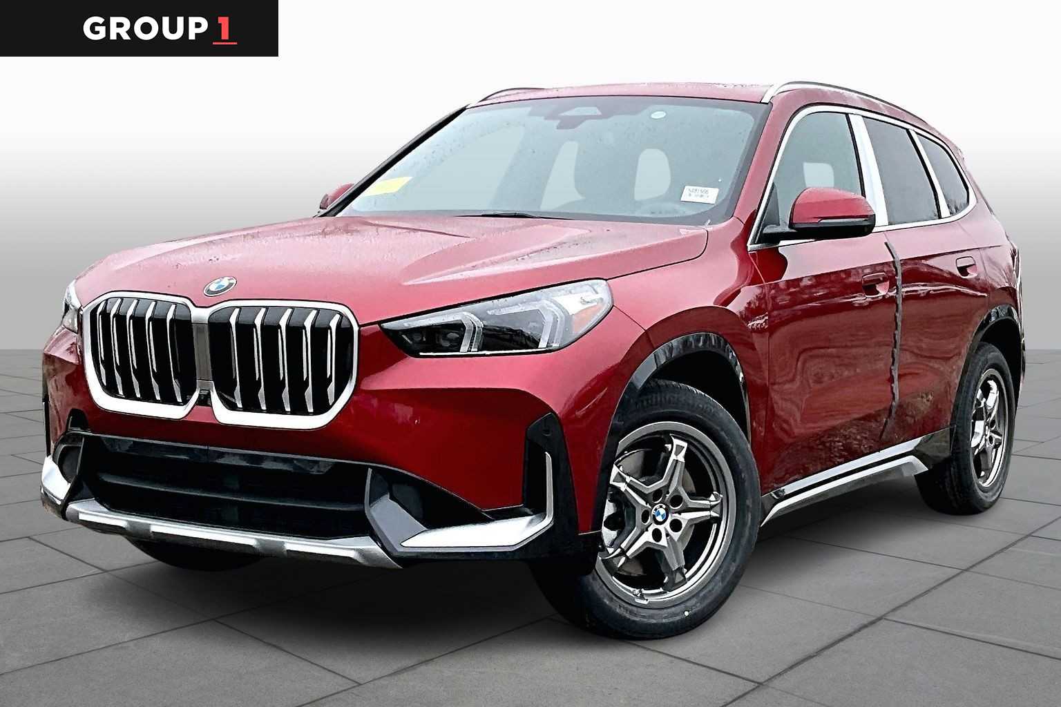 2026 BMW X1 28i's photo
