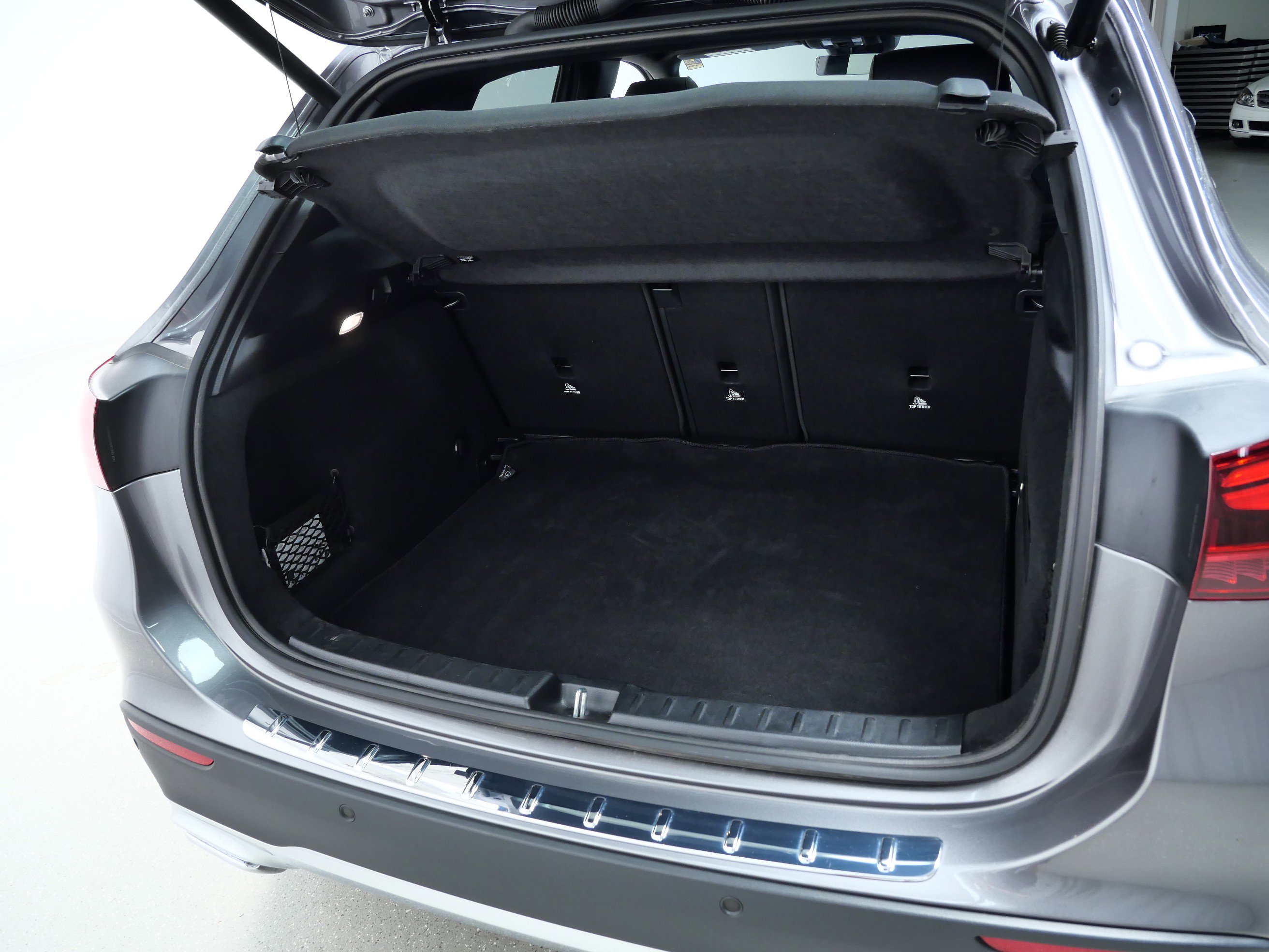 2025 Mercedes Benz GLA 250 4MATIC photo 7