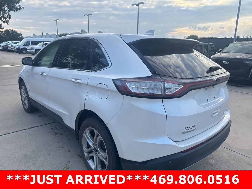 2016 Ford Edge Titanium photo 3