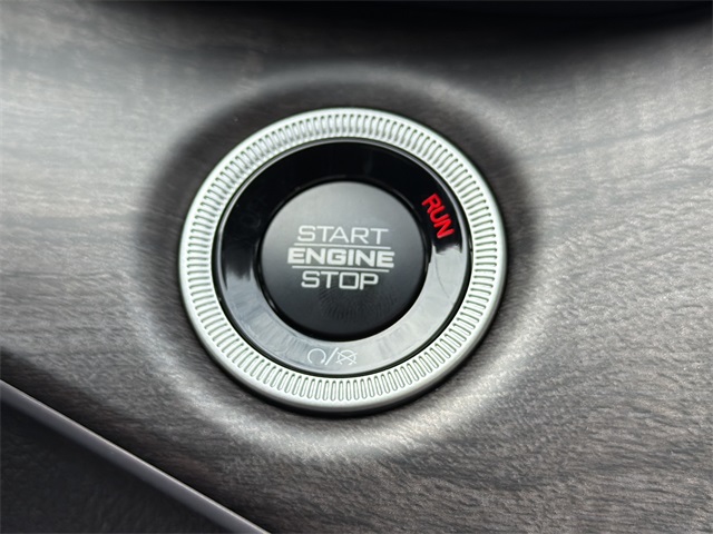 2025 Jeep Grand Cherokee Limited photo 23