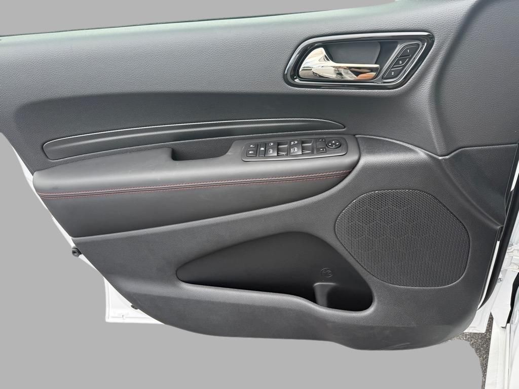 2025 Dodge Durango R/T Plus photo 14