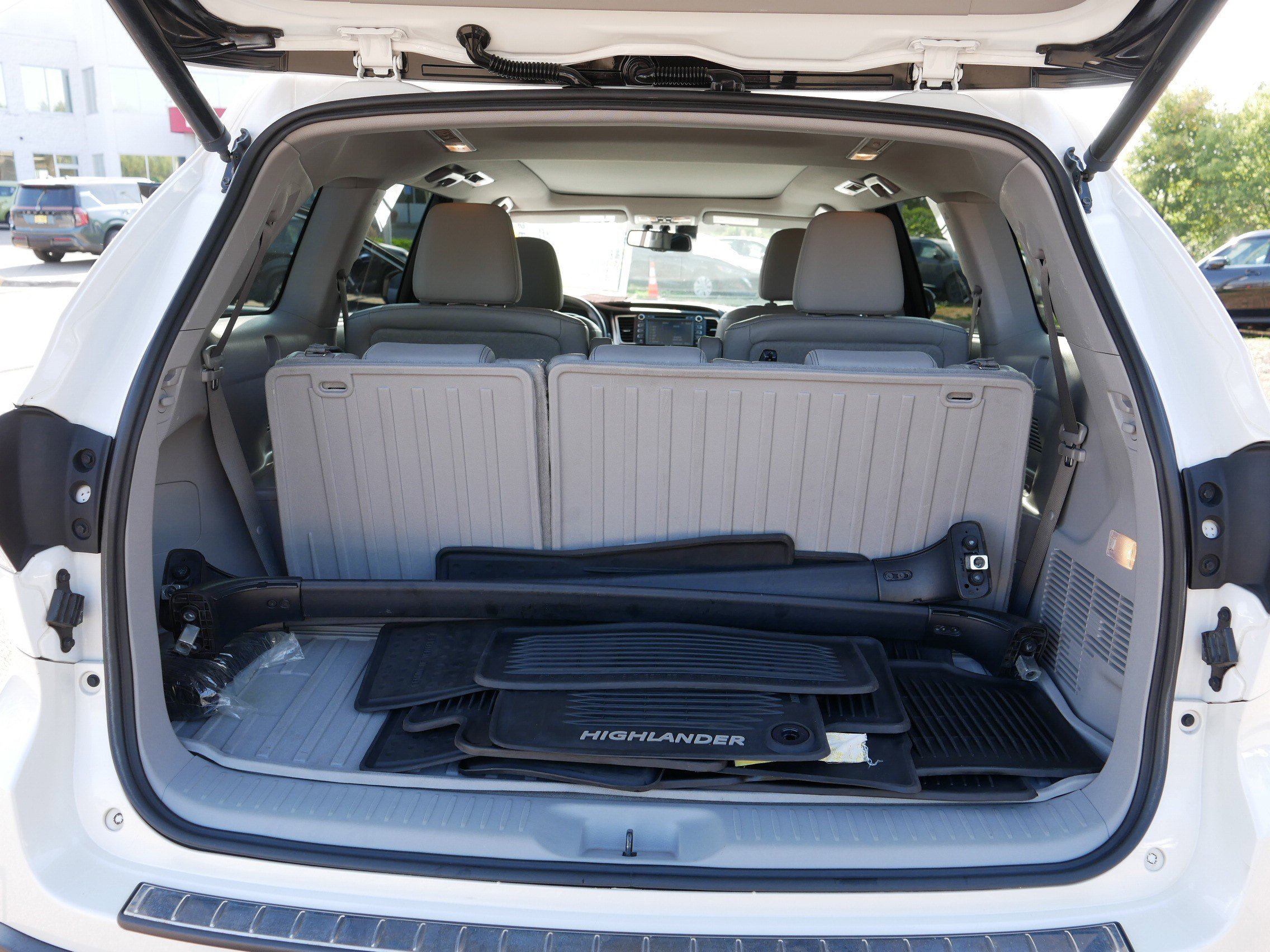 2015 Toyota Highlander Hybrid Limited photo 17
