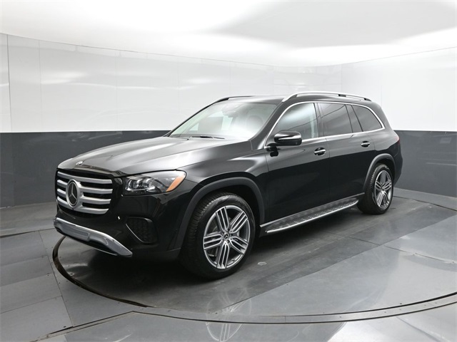2026 Mercedes-Benz GLS Base's photo