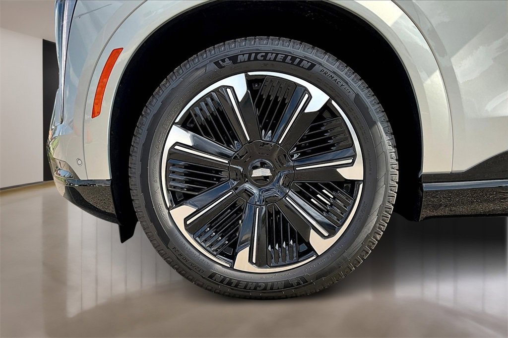 2025 Cadillac Escalade IQ Sport photo 10