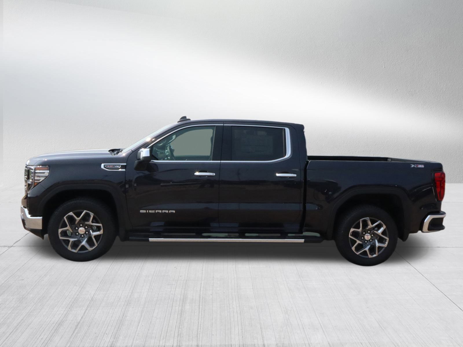 2025 Gmc Sierra 1500 SLE SLT photo 3