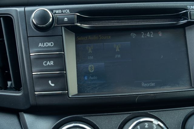2017 Toyota RAV4 LE photo 24