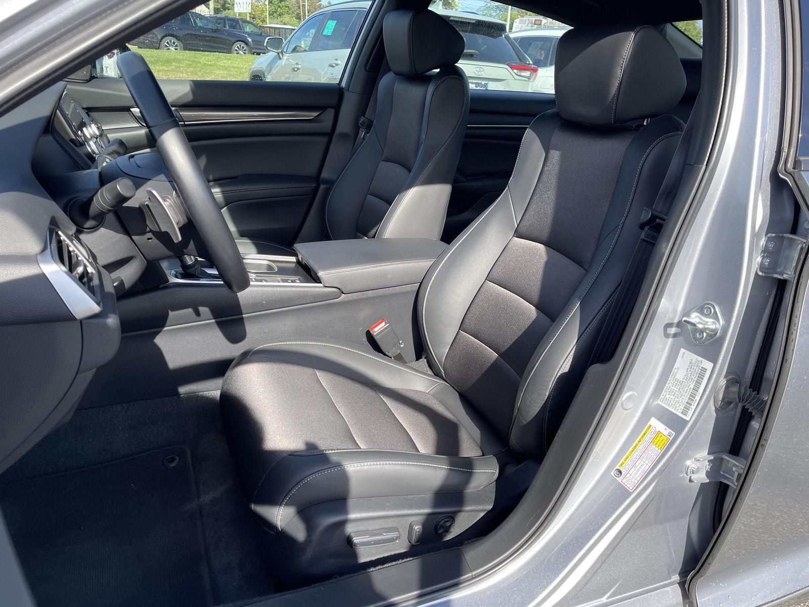 2022 Honda Accord Sport photo 11