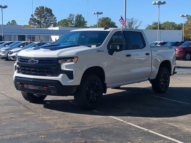 2026 Chevrolet Silverado 1500 LT Trail Boss photo 4