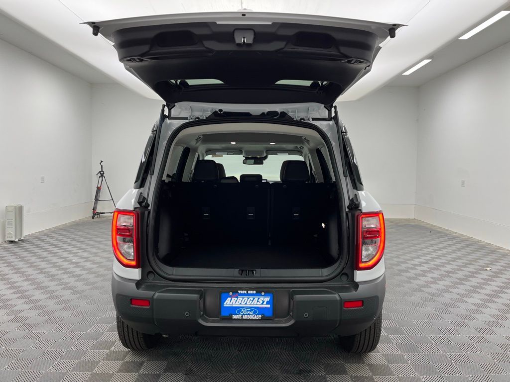2025 Ford Bronco Sport Outer Banks photo 5