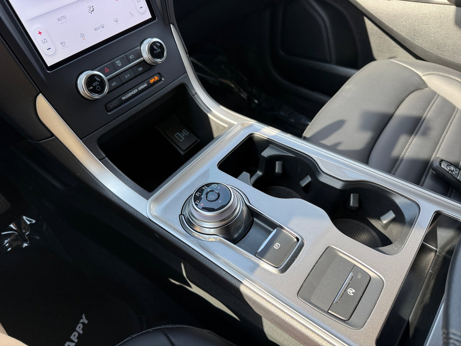 2024 Ford Edge SEL photo 13