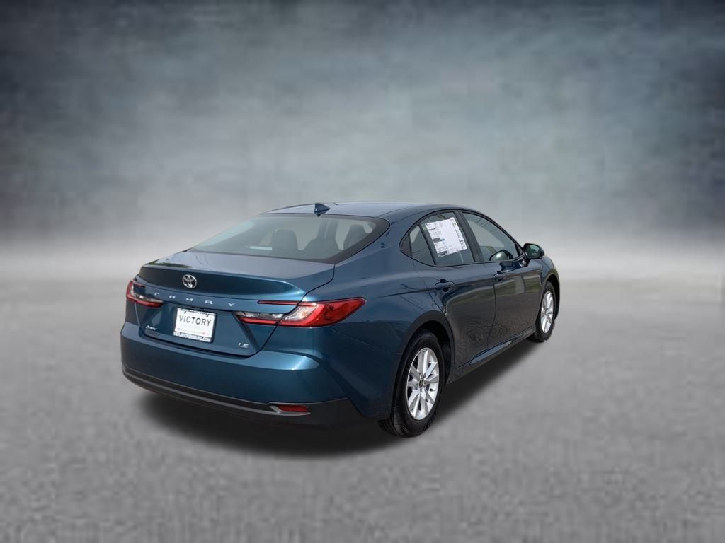 2025 Toyota Camry LE photo 7