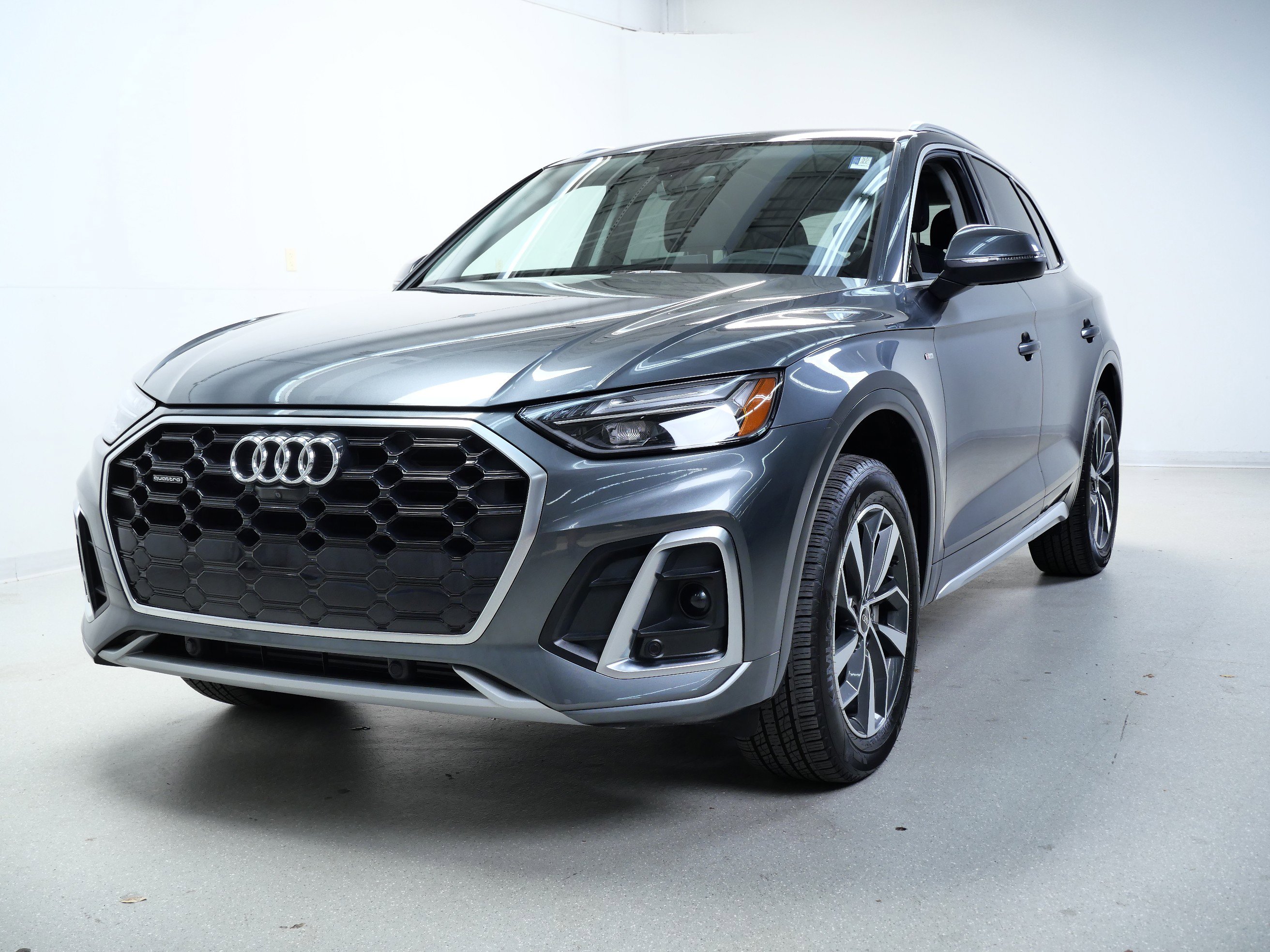2022 Audi Q5 S line Premium Plus photo 11