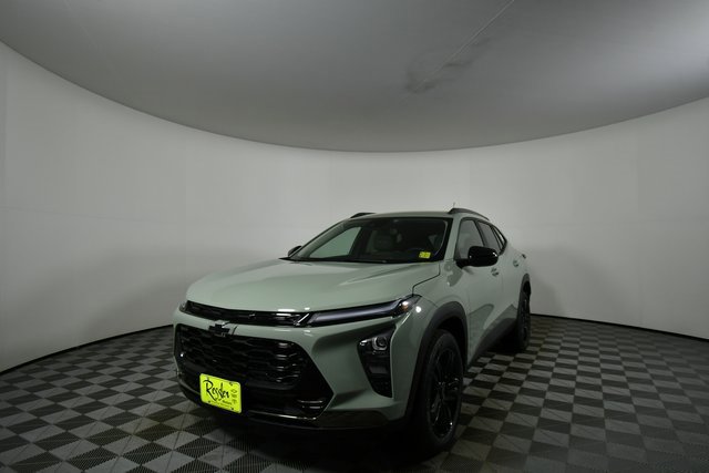 2026 Chevrolet Trax ACTIV photo 2