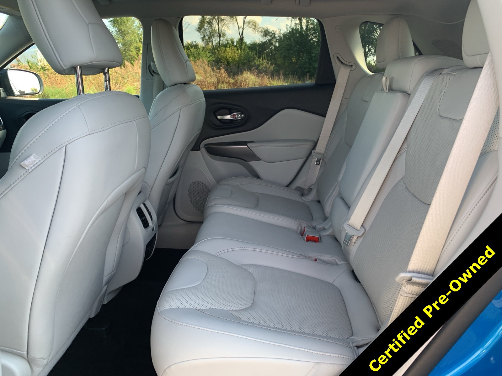 2022 Jeep Cherokee Limited photo 29