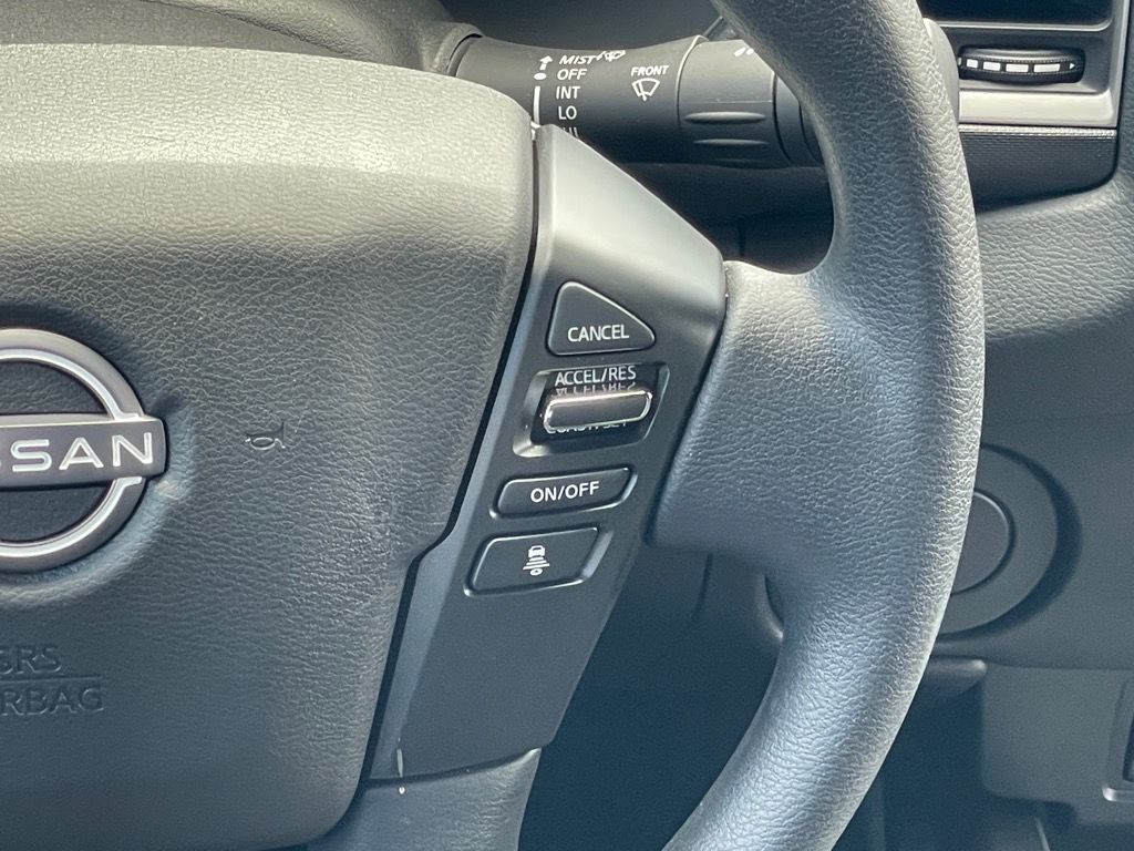 2024 Nissan Frontier SV photo 14