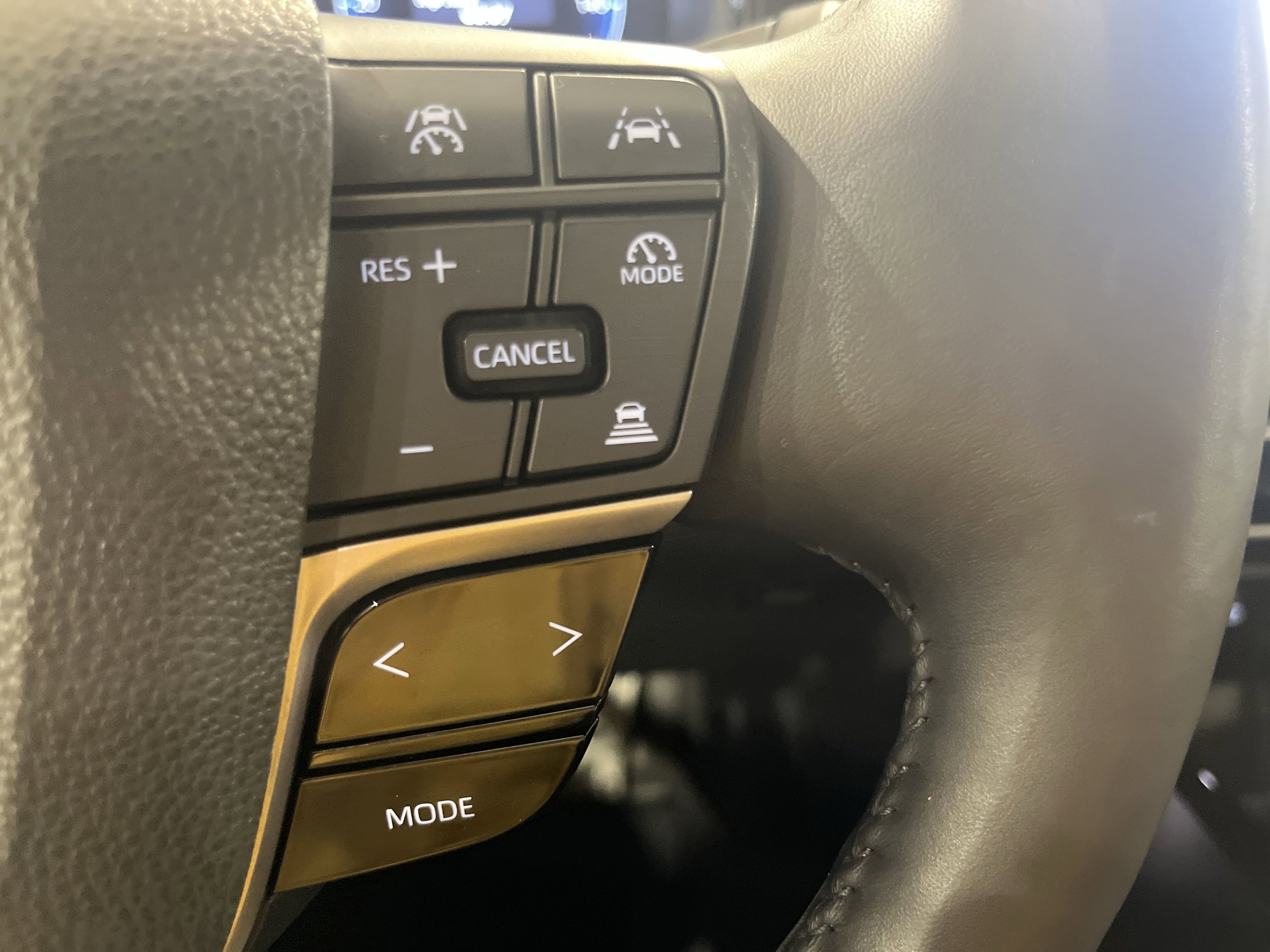 2025 Toyota Camry LE photo 16