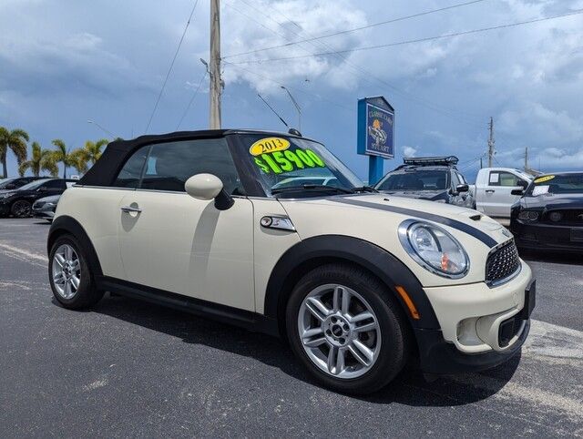 2013 Mini Cooper Convertible S photo 7