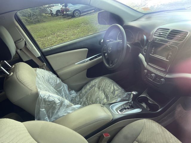 2019 Dodge Journey SE photo 2