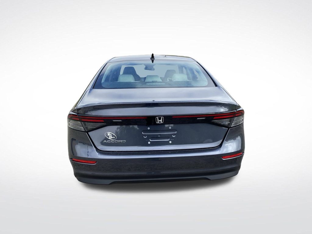 2025 Honda Accord SE photo 12