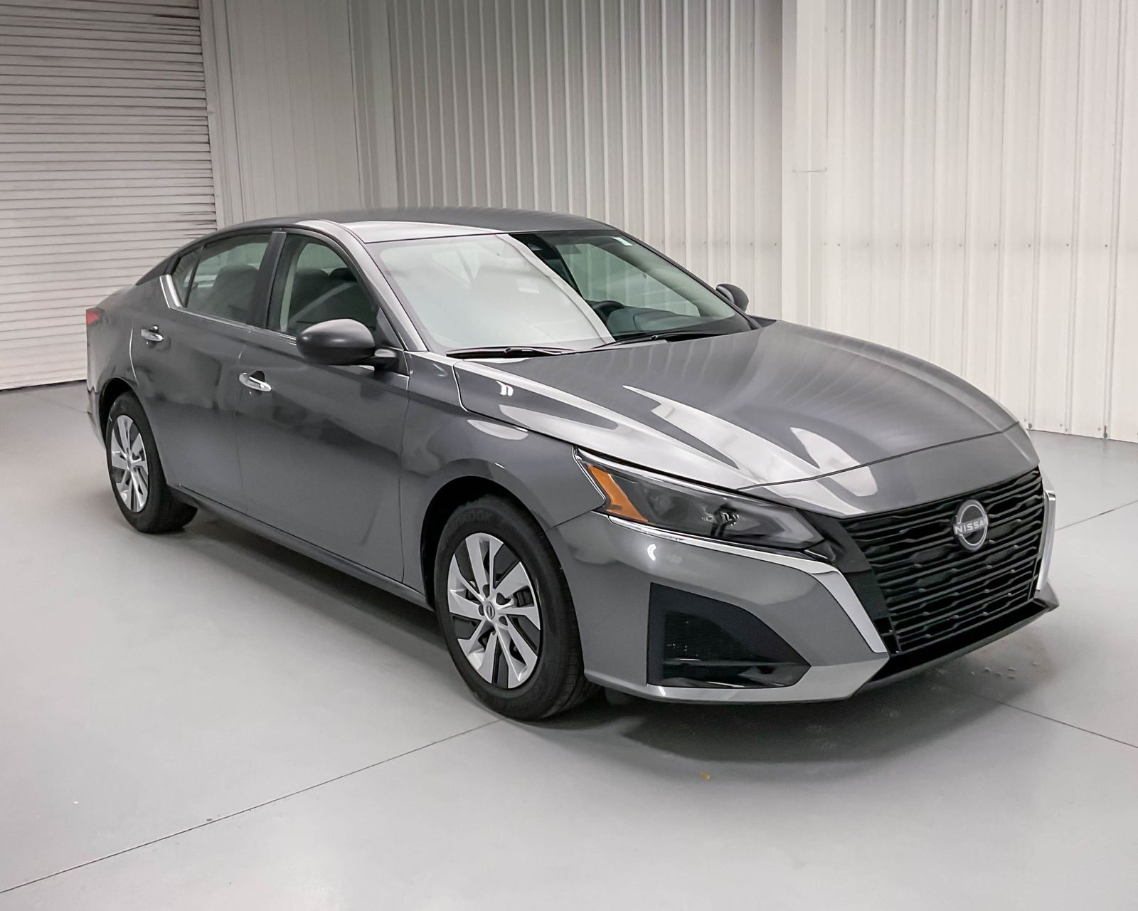 2025 Nissan Altima 2.5 S photo 3