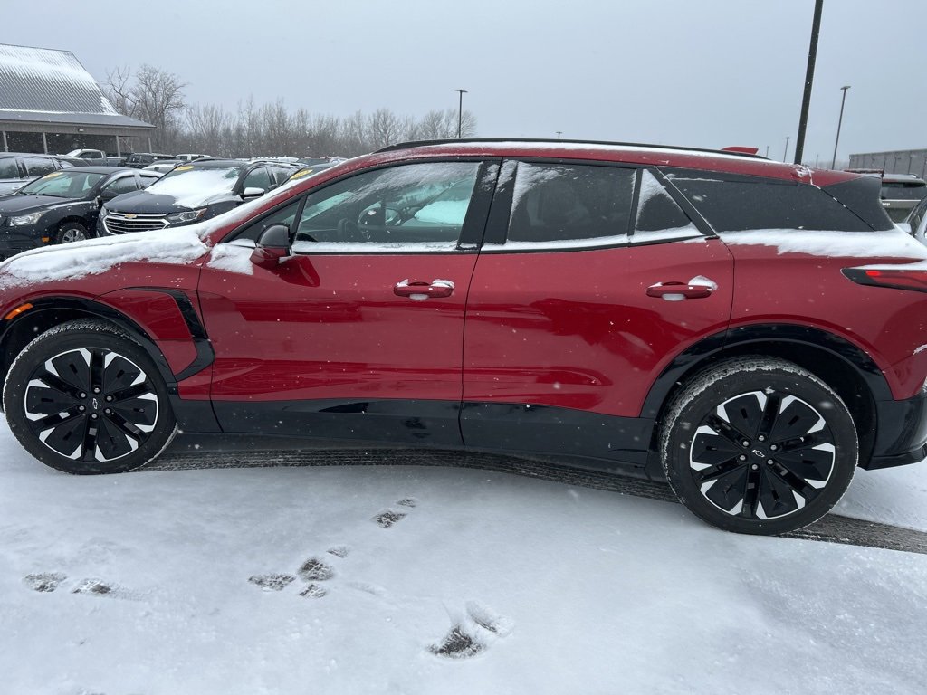 Used 2024 Chevrolet Blazer EV RS with VIN 3GNKDCRJ9RS169019 for sale in Oswego, NY