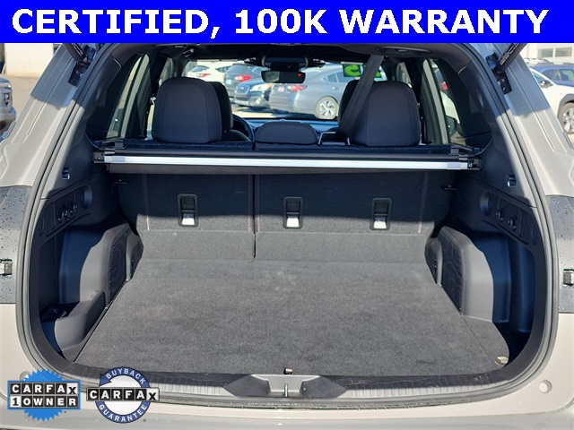 2025 Subaru Forester Premium photo 4