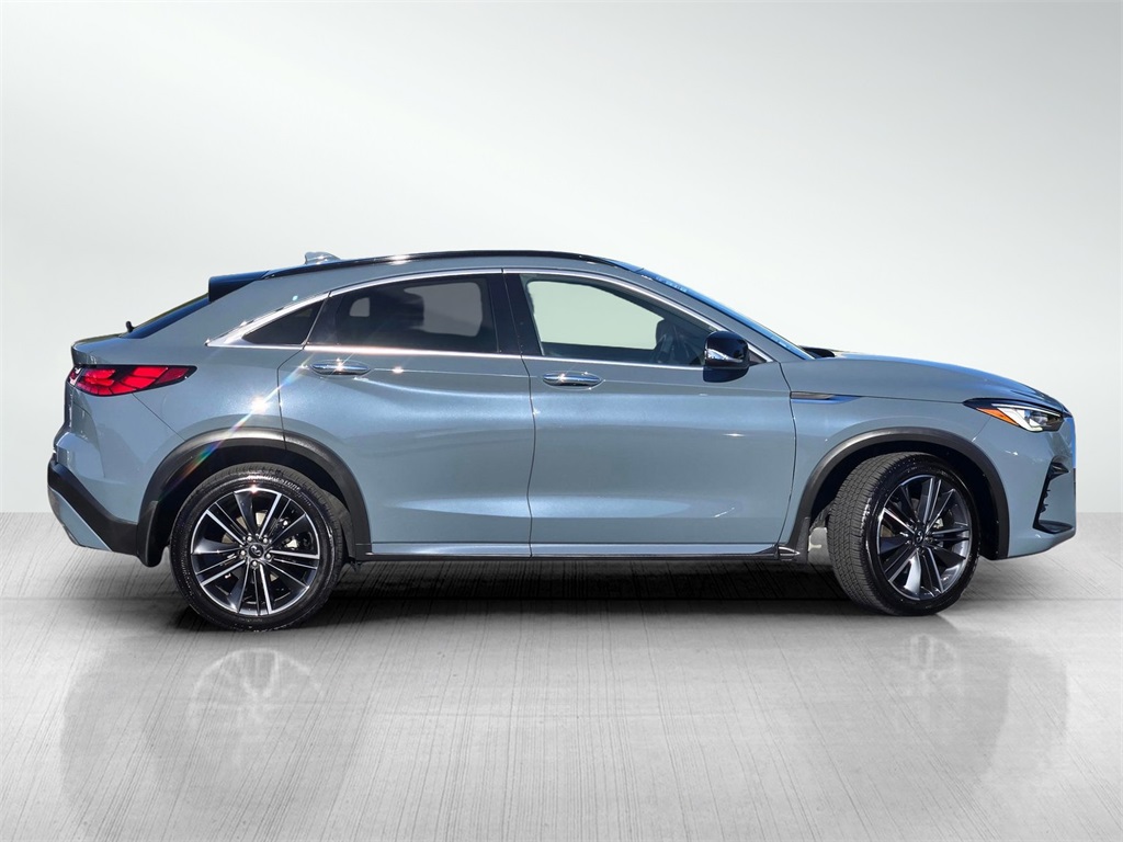 2025 Infiniti QX55 Luxe photo 3