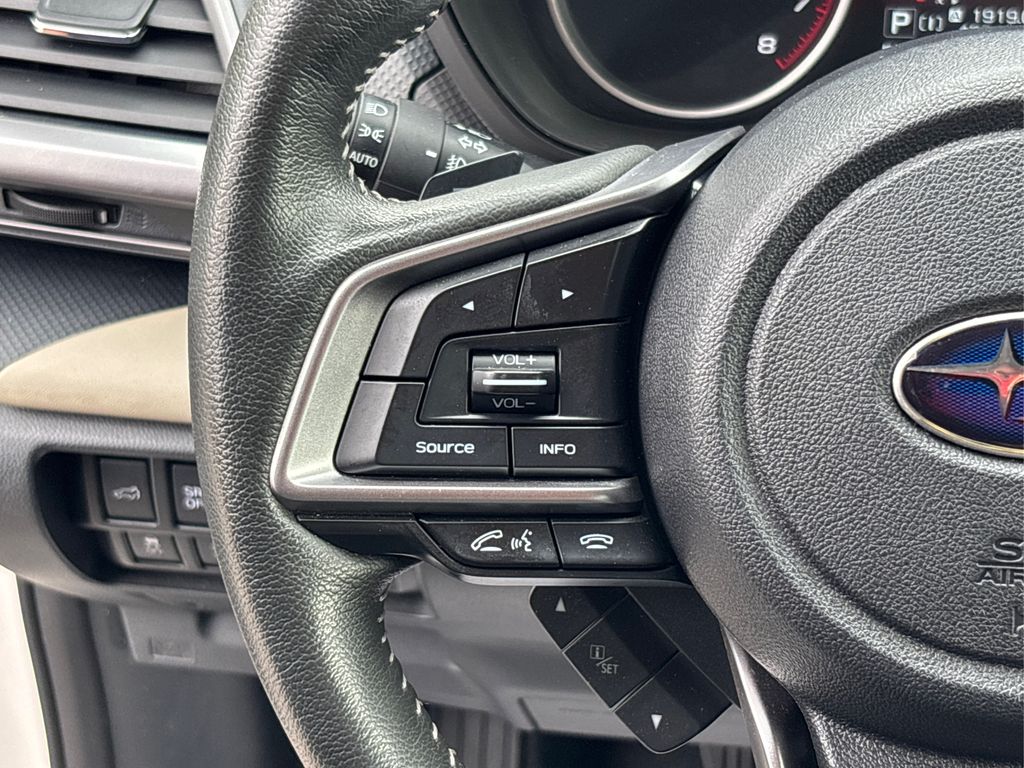 2022 Subaru Forester Limited photo 31