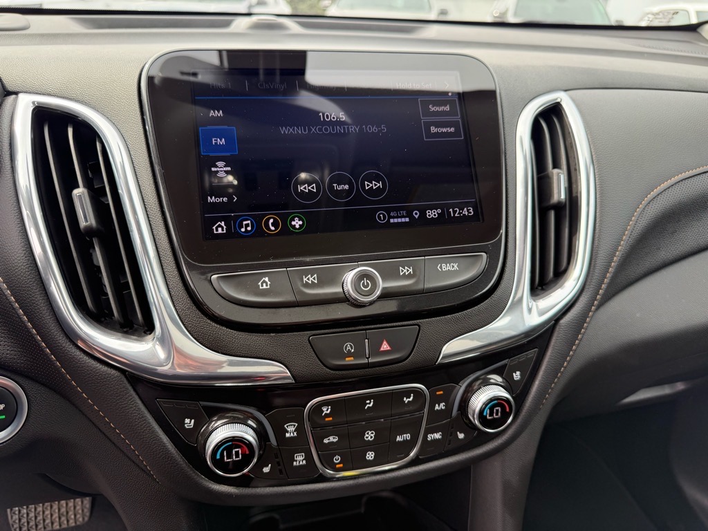 2023 Chevrolet Equinox Premier photo 21