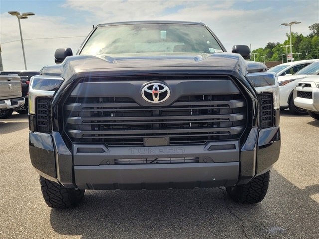 2025 Toyota Tundra SR5 CrewMax photo 2